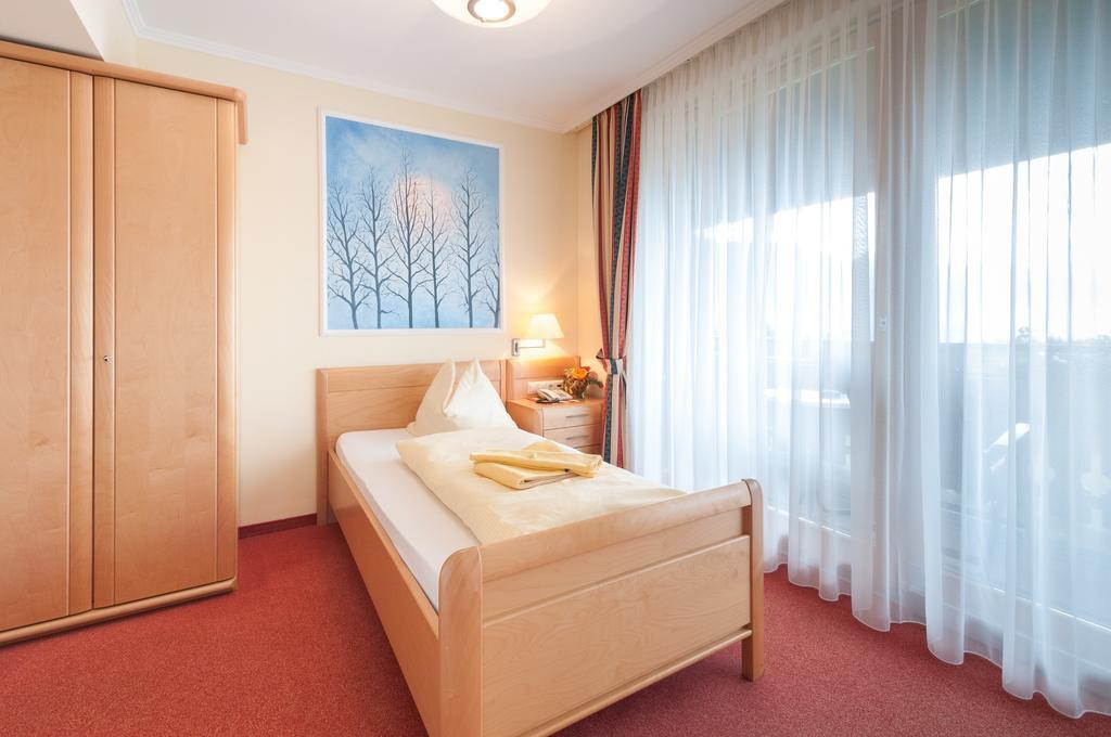 ספיטל אן דר דראו Hotel Landhof Simeter Gmbh חדר תמונה