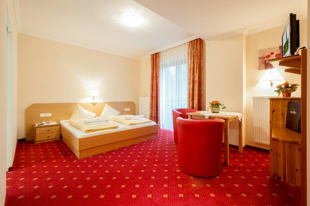 ספיטל אן דר דראו Hotel Landhof Simeter Gmbh חדר תמונה